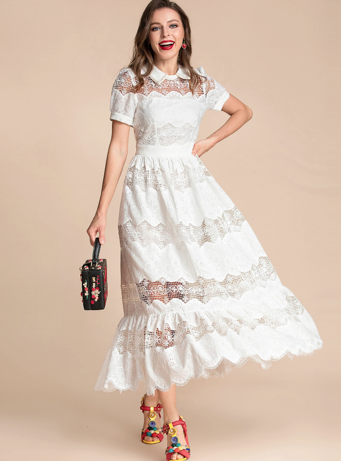 Elegantes Maxi Boho Sommerkleid mit Spitze in Weiß Lang