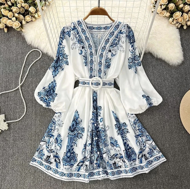 Langarm Boho Style Sommerkleid Kurz in Weiß Blau mit Gürtel