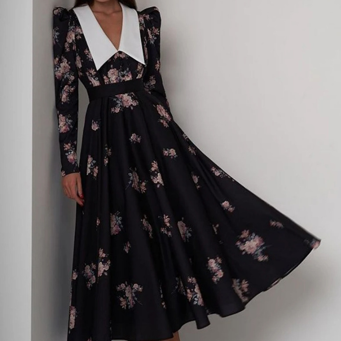 Elegantes Langarm Kleid mit Puffärmel Peter Pan Kragen in Schwarz Blumenmuster